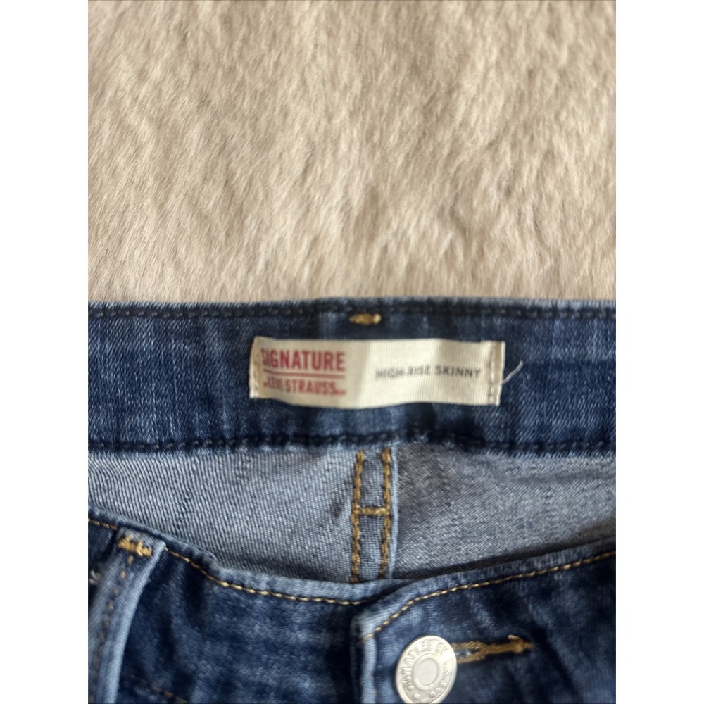Signature Levi Strauss High Rise Skinny Jeans Women Blue Size W32 L32 - Picture 5 of 14